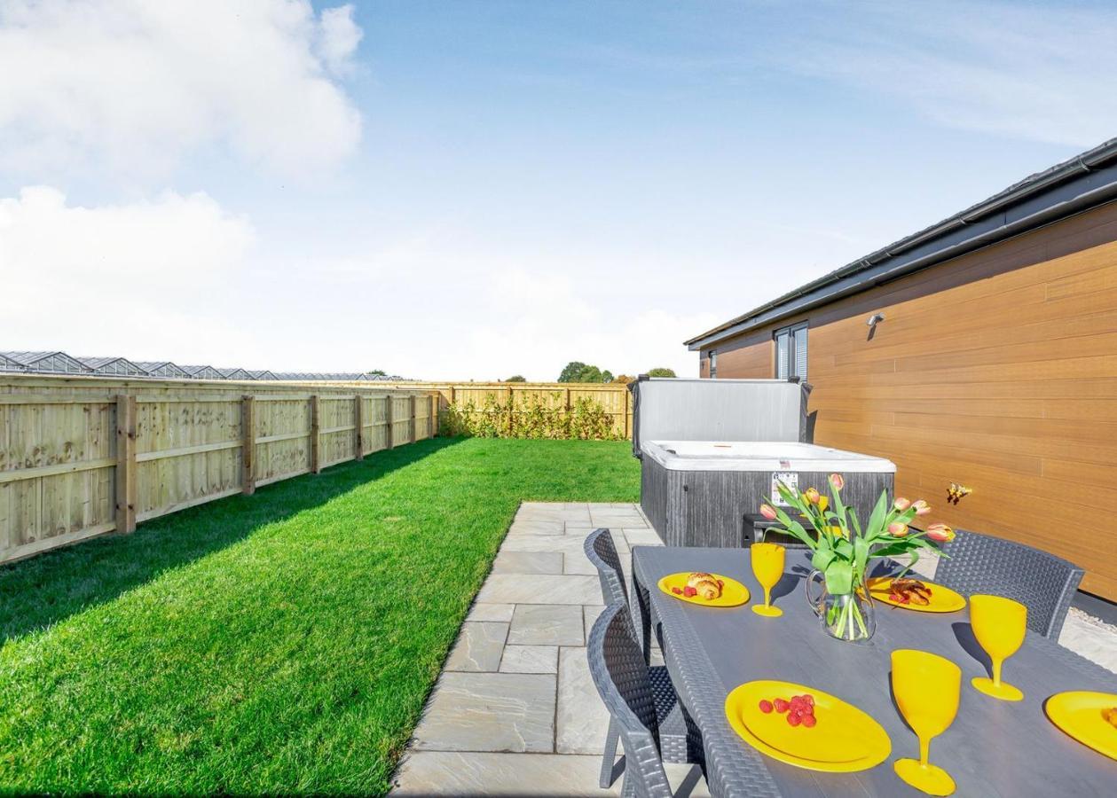 Cotswold Gateway Escape Hotell Offenham Exteriör bild